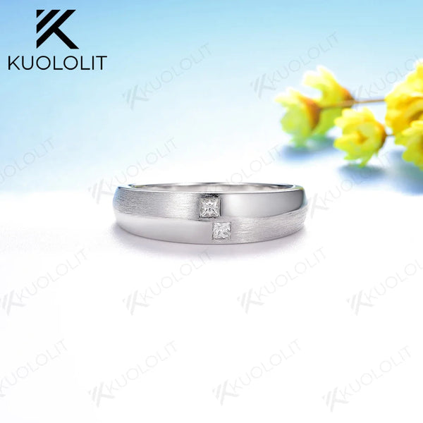 Kuololit 0,16 Karat Moissanit-Ring für Damen und Herren, massives 14- oder 10-karätiges Gold, Prinzessschliff, gebürstet, ideal als Geschenk zum Jahrestag oder zur Verlobung.