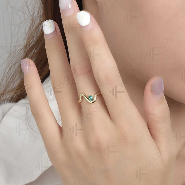 Kuololit 0.2ct Lab Grown Emerald Ring for Women Solitaire 18K 14K Yellow Gold Wedding Diamond V Band for Engagement Christmas