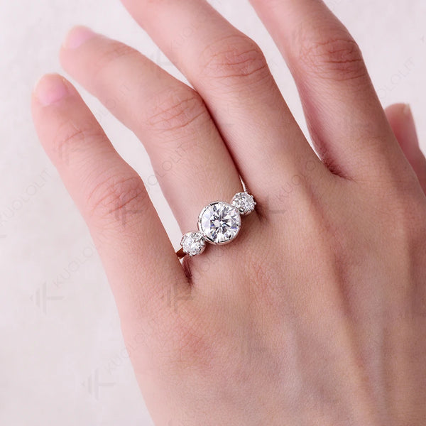 Kuololit 2.6CTW Moissanite Ring for Women Solid 18K 14K 10K Gold Two Tone Ring for Anniversary Engagement  Christmas Wedding