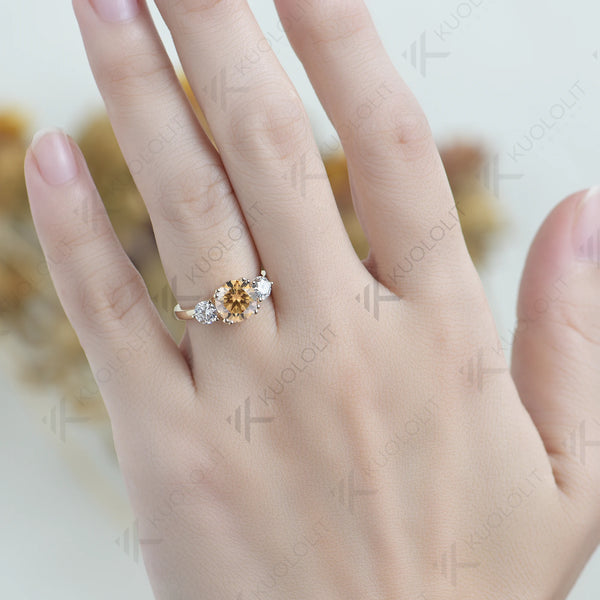 Kuololit 2CT Champagne Moissanite and 0.8ct White Moissanite Rings for Women Round Cut Solitaire Ring for Engagement Wedding